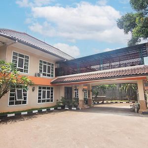 Puri Sawo Manila Residence Jakarta Exterior photo