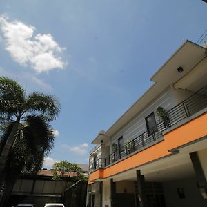Hotel Reddoorz @ Pangeran Antasari 2 Cilandak  Exterior photo